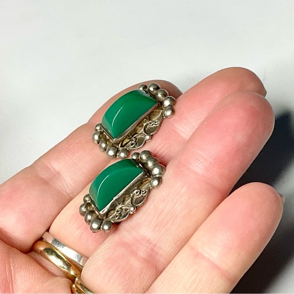 Vintage Mexican Sterling Silver Bold Earrings 1950’s - Picture 9 of 9